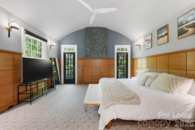 1124 Dilworth Crescent Row, Charlotte, NC 28203