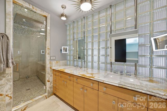 1124 Dilworth Crescent Row, Charlotte, NC 28203
