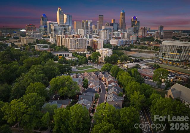 1124 Dilworth Crescent Row, Charlotte, NC 28203