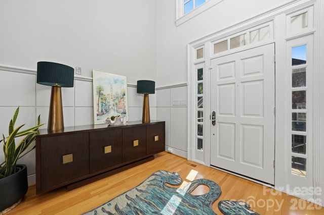 1124 Dilworth Crescent Row, Charlotte, NC 28203