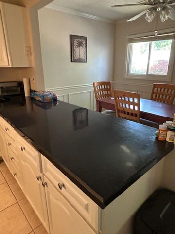 10301 N Kings Hwy Apt 1-2, Myrtle Beach, SC 29572