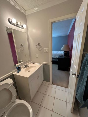 10301 N Kings Hwy Apt 1-2, Myrtle Beach, SC 29572