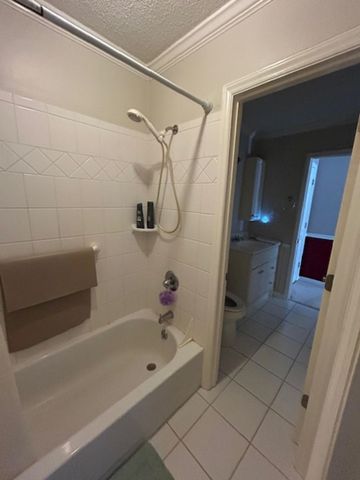 10301 N Kings Hwy Apt 1-2, Myrtle Beach, SC 29572