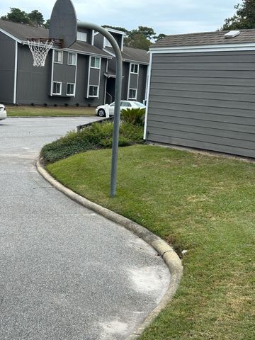 10301 N Kings Hwy Apt 1-2, Myrtle Beach, SC 29572