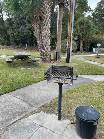 10301 N Kings Hwy Apt 1-2, Myrtle Beach, SC 29572