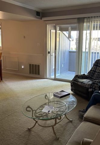 10301 N Kings Hwy Apt 1-2, Myrtle Beach, SC 29572