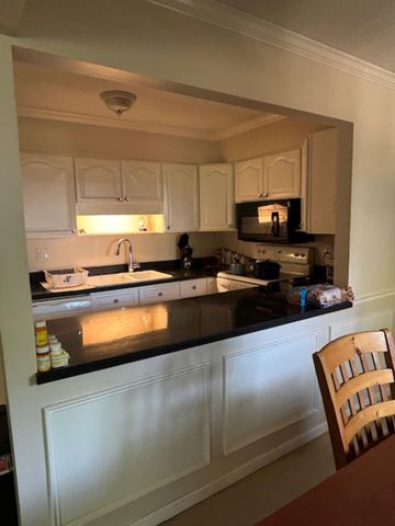 10301 N Kings Hwy Apt 1-2, Myrtle Beach, SC 29572