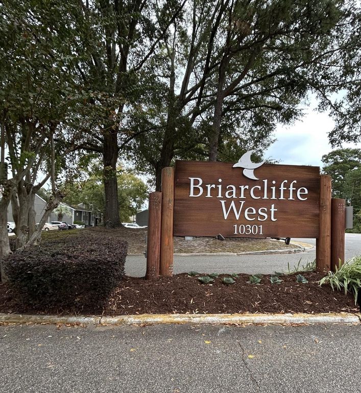 10301 N Kings Hwy Apt 1-2, Myrtle Beach, SC 29572