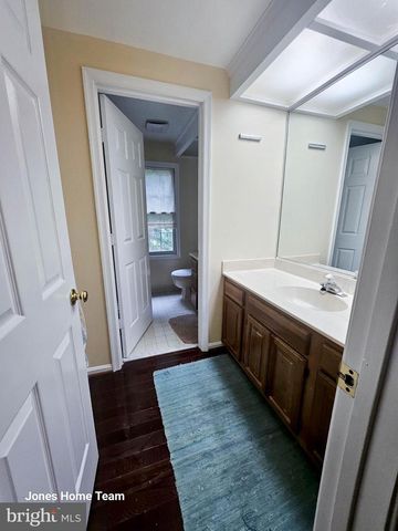 2124 CHERRY LEAF LN, Silver Spring, MD 20906
