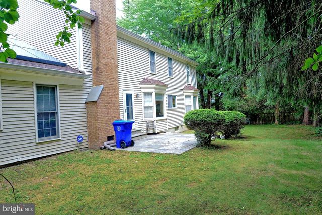 2124 CHERRY LEAF LN, Silver Spring, MD 20906