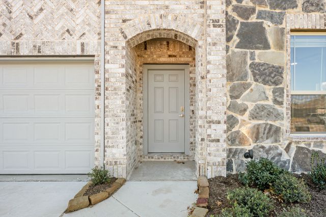 2814 Ocean Drive, Lancaster, TX 75146