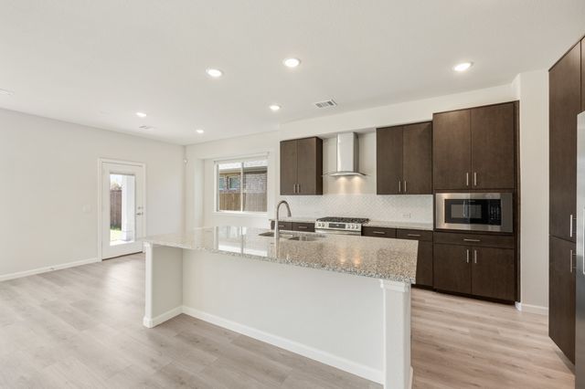 2814 Ocean Drive, Lancaster, TX 75146