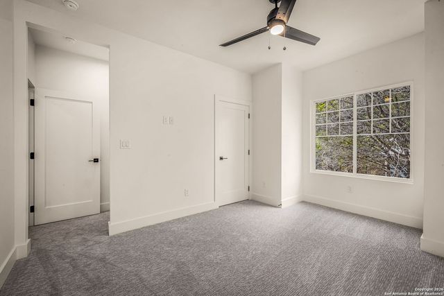 1672 Hillcrest Forest, Canyon Lake, TX 78133