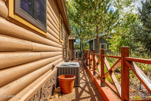 2274 WATER N HOLE Road, Overgaard, AZ 85933