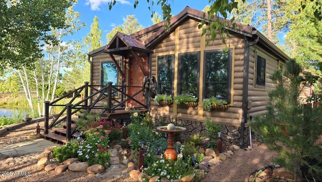 2274 WATER N HOLE Road, Overgaard, AZ 85933