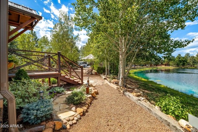 2274 WATER N HOLE Road, Overgaard, AZ 85933