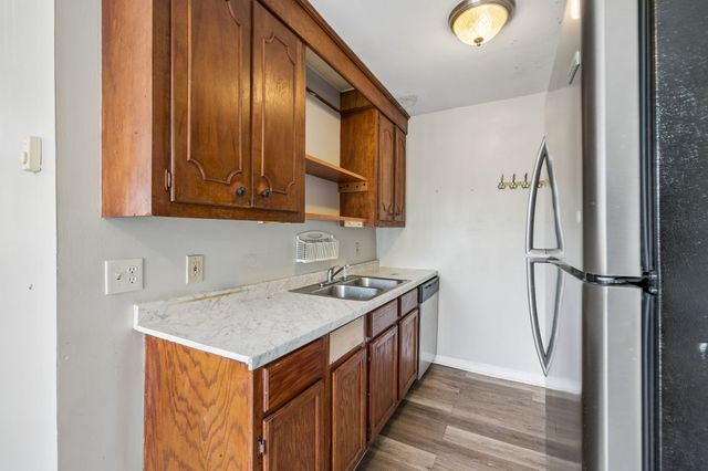 550 Harding Pl Apt A101, Nashville, TN 37211
