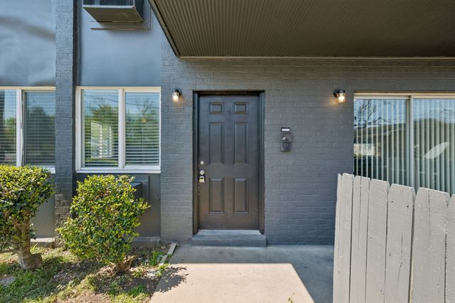 550 Harding Pl Apt A101, Nashville, TN 37211
