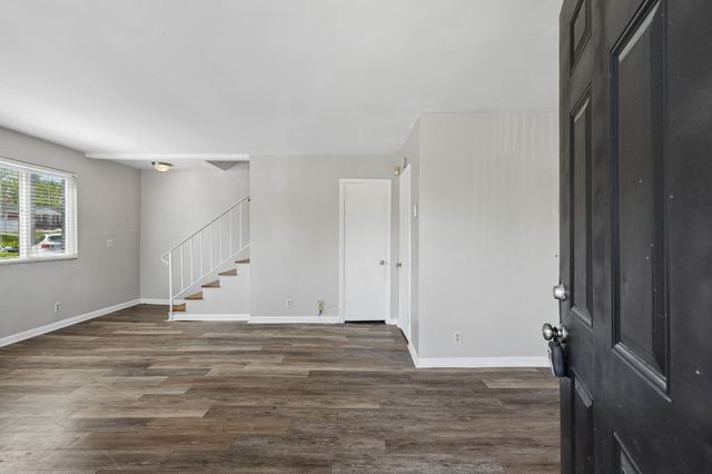 550 Harding Pl Apt A101, Nashville, TN 37211