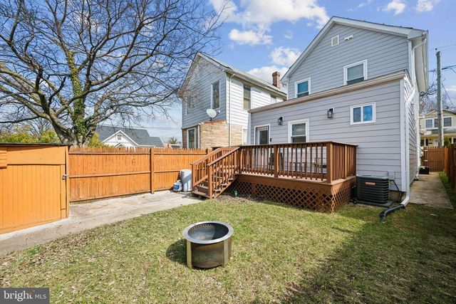 3605 BROTHERS PL SE, Washington, DC 20032