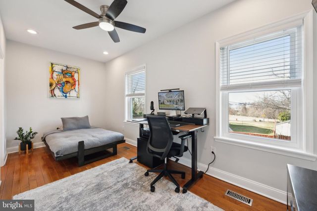 3605 BROTHERS PL SE, Washington, DC 20032