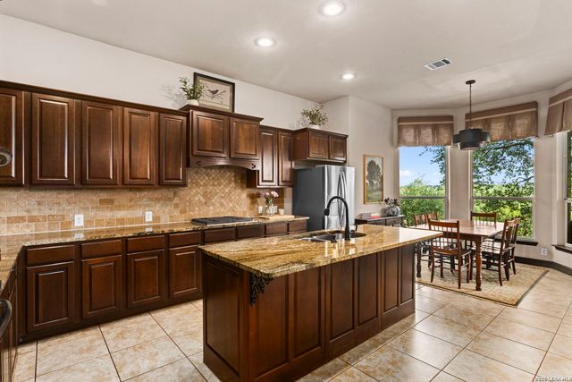 210 Bushbuck Path, San Antonio, TX 78258