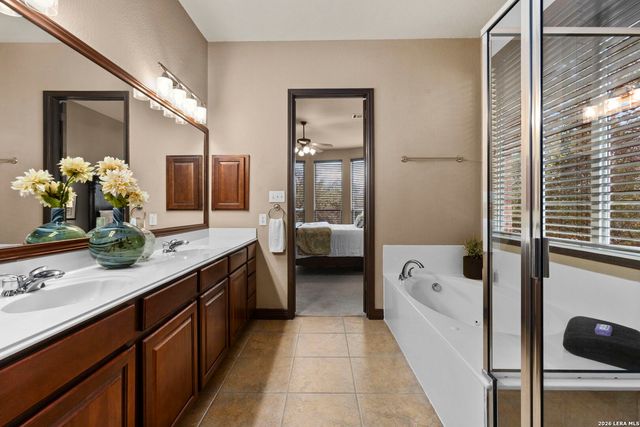 210 Bushbuck Path, San Antonio, TX 78258