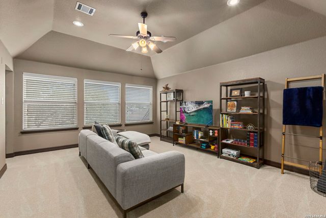 210 Bushbuck Path, San Antonio, TX 78258