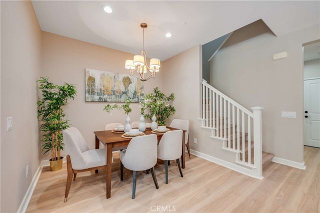 870 E Mountain Way C, Azusa, CA 91702