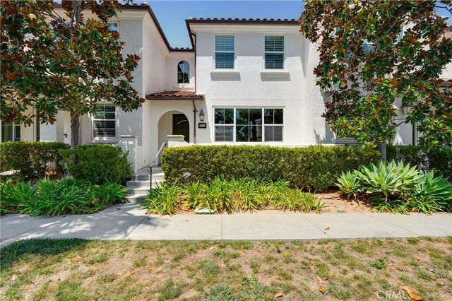 870 E Mountain Way C, Azusa, CA 91702