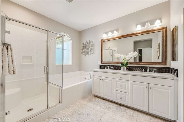 870 E Mountain Way C, Azusa, CA 91702