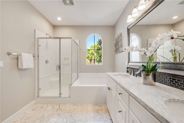 870 E Mountain Way C, Azusa, CA 91702