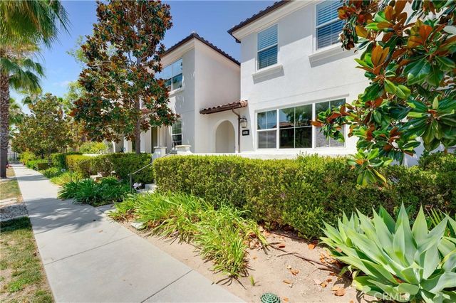 870 E Mountain Way C, Azusa, CA 91702
