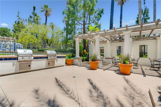 870 E Mountain Way C, Azusa, CA 91702