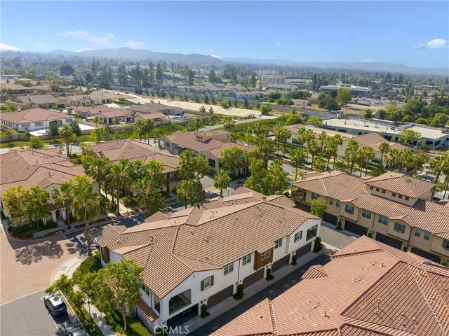 870 E Mountain Way C, Azusa, CA 91702
