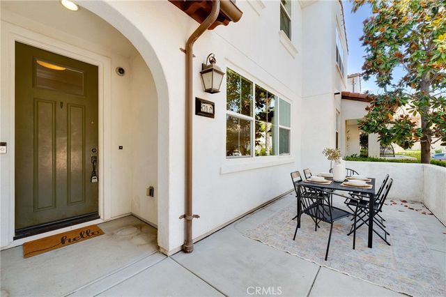 870 E Mountain Way C, Azusa, CA 91702