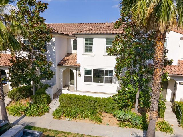 870 E Mountain Way C, Azusa, CA 91702