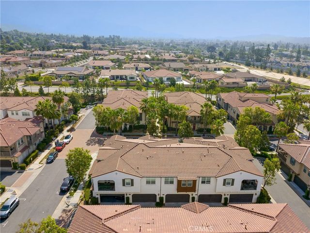 870 E Mountain Way C, Azusa, CA 91702