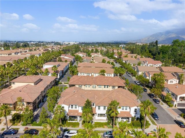 870 E Mountain Way C, Azusa, CA 91702