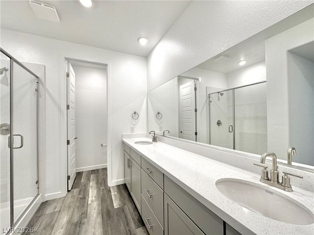 563 Mountain Robin Avenue, Henderson, NV 89011