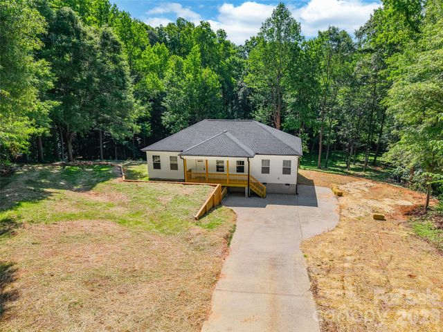 1630 Riddle Road, Clover, SC 29710