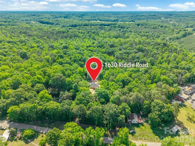 1630 Riddle Road, Clover, SC 29710