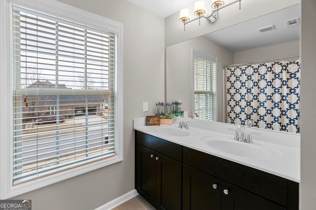 104 Stonebridge Boulevard, Newnan, GA 30265