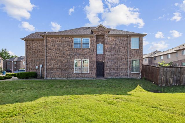 262 Barrington Lane, Lewisville, TX 75067