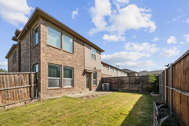 262 Barrington Lane, Lewisville, TX 75067