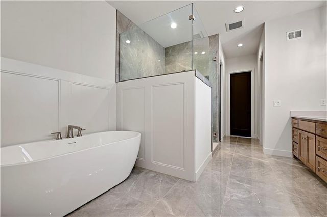 17029 Parkhill Street, Overland Park, KS 66221