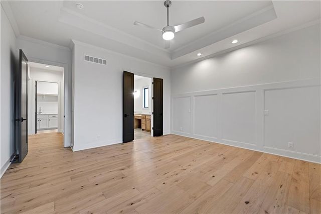 17029 Parkhill Street, Overland Park, KS 66221