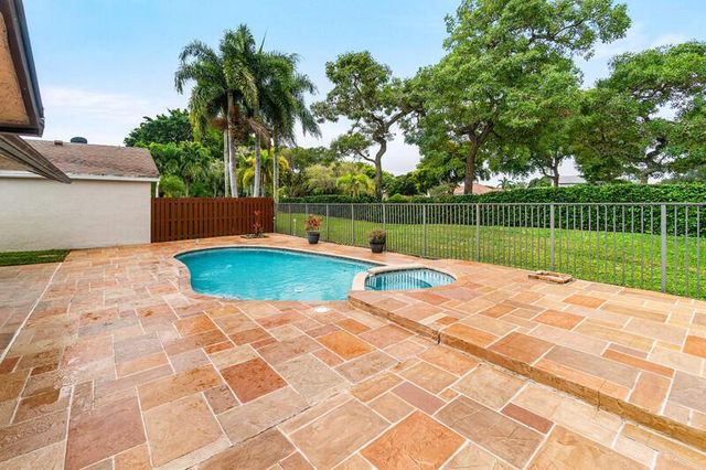 21011 Windemere Lane, Boca Raton, FL 33428