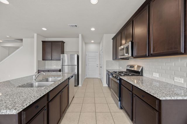 6406 Pleasanton PKWY, Pflugerville, TX 78660