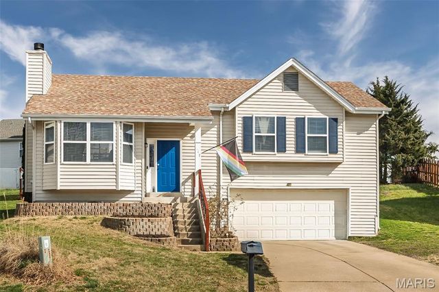 217 Lazy Hollow Court, St Peters, MO 63376